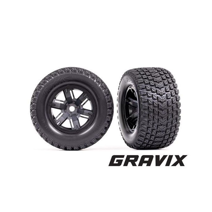 7877